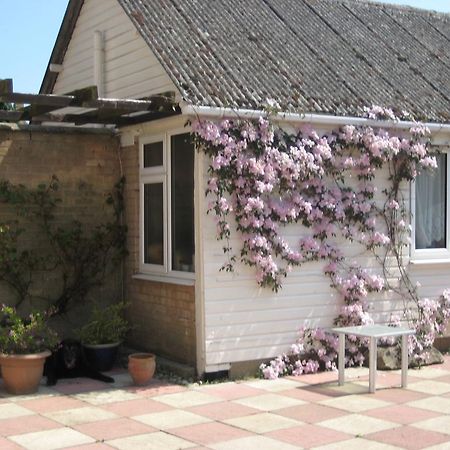 Barn Lodge Peterborough Bagian luar foto